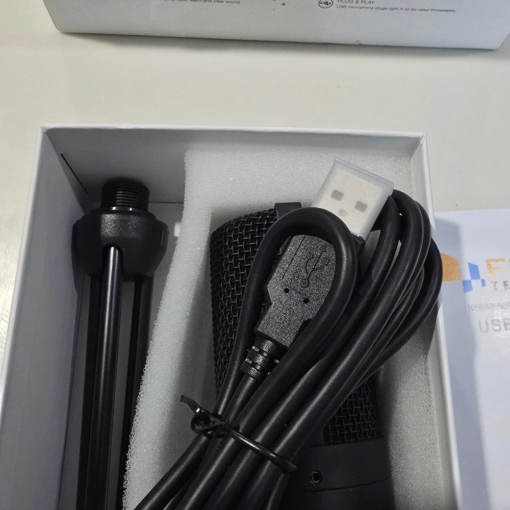 Fifine K669B USB Condenser Microphone Black Cardioid Podcast Streaming Mic Boxed
